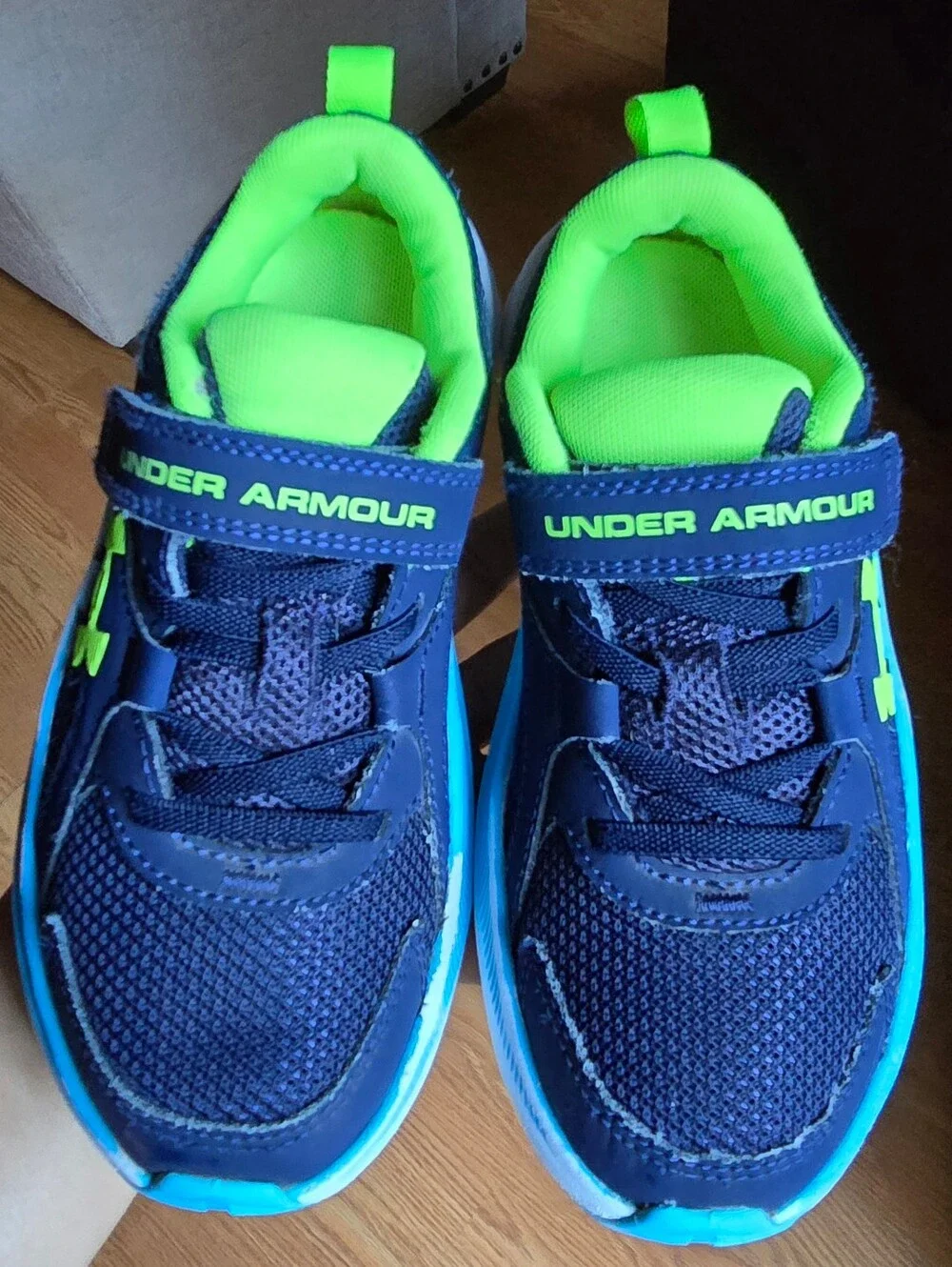 Sz 12 Toddler Kids UNDER ARMOUR CHARGED ASSERT 11 Midnight Navy/Blue Blur/HyperG